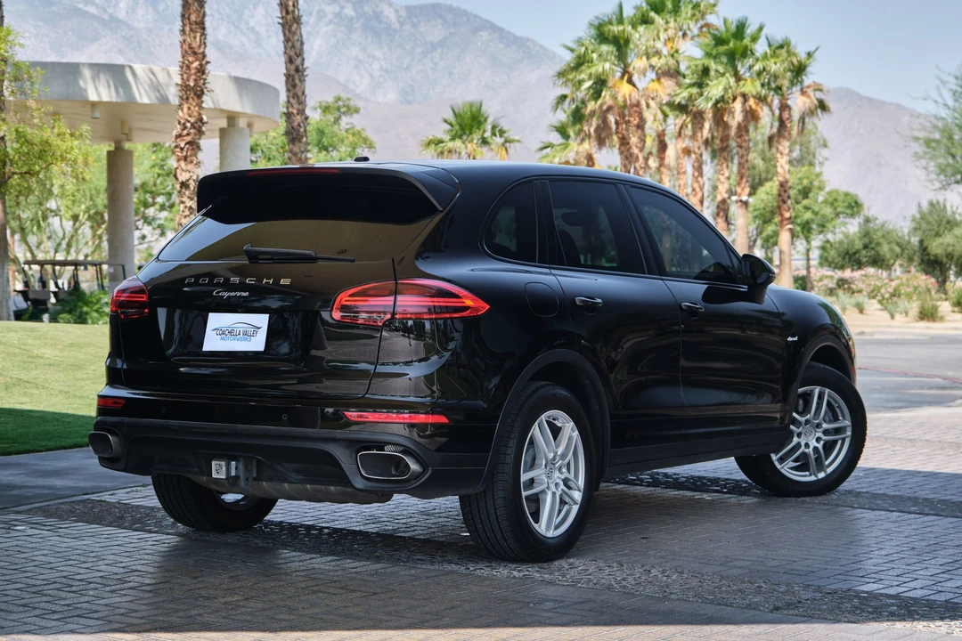 2016 Porsche 958 Cayenne Diesel - Image 14 of 31