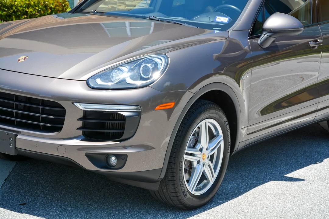 2016 Porsche 958 Cayenne Diesel - Image 28 of 31