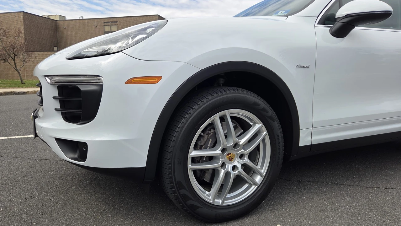 2016 Porsche 958 Cayenne Diesel - Image 31 of 31