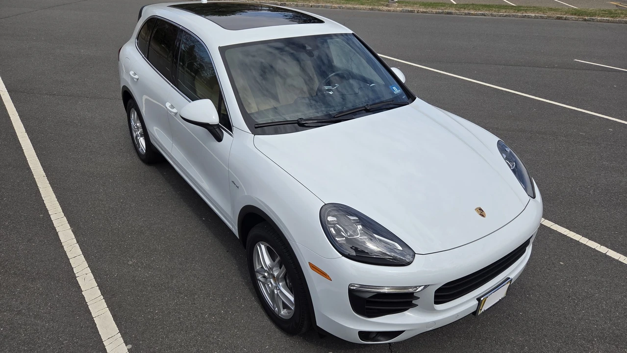 2016 Porsche 958 Cayenne Diesel - Image 19 of 31