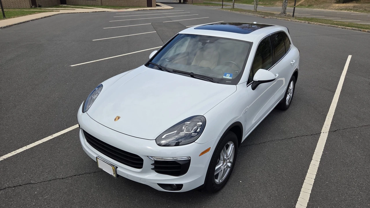 2016 Porsche 958 Cayenne Diesel - Image 15 of 31