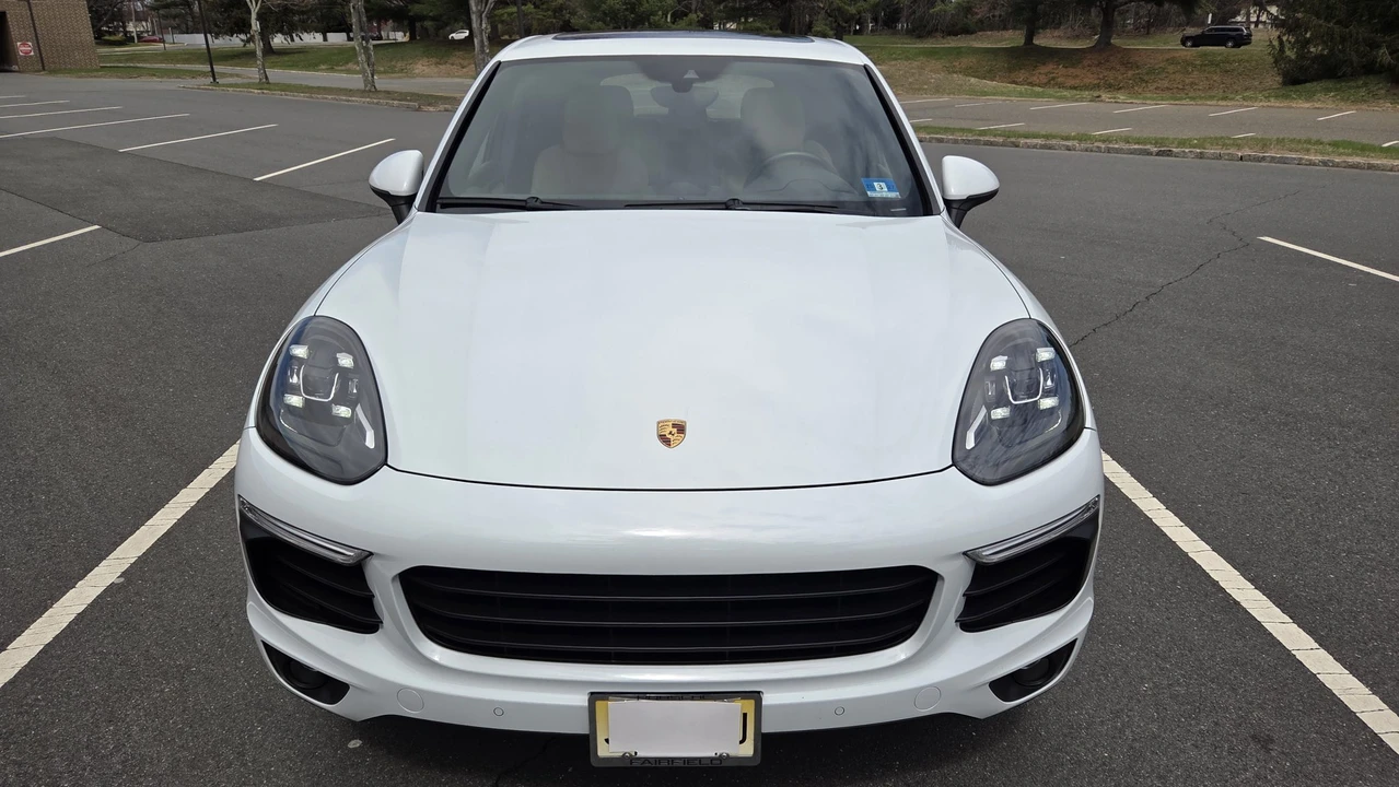 2016 Porsche 958 Cayenne Diesel - Image 18 of 31
