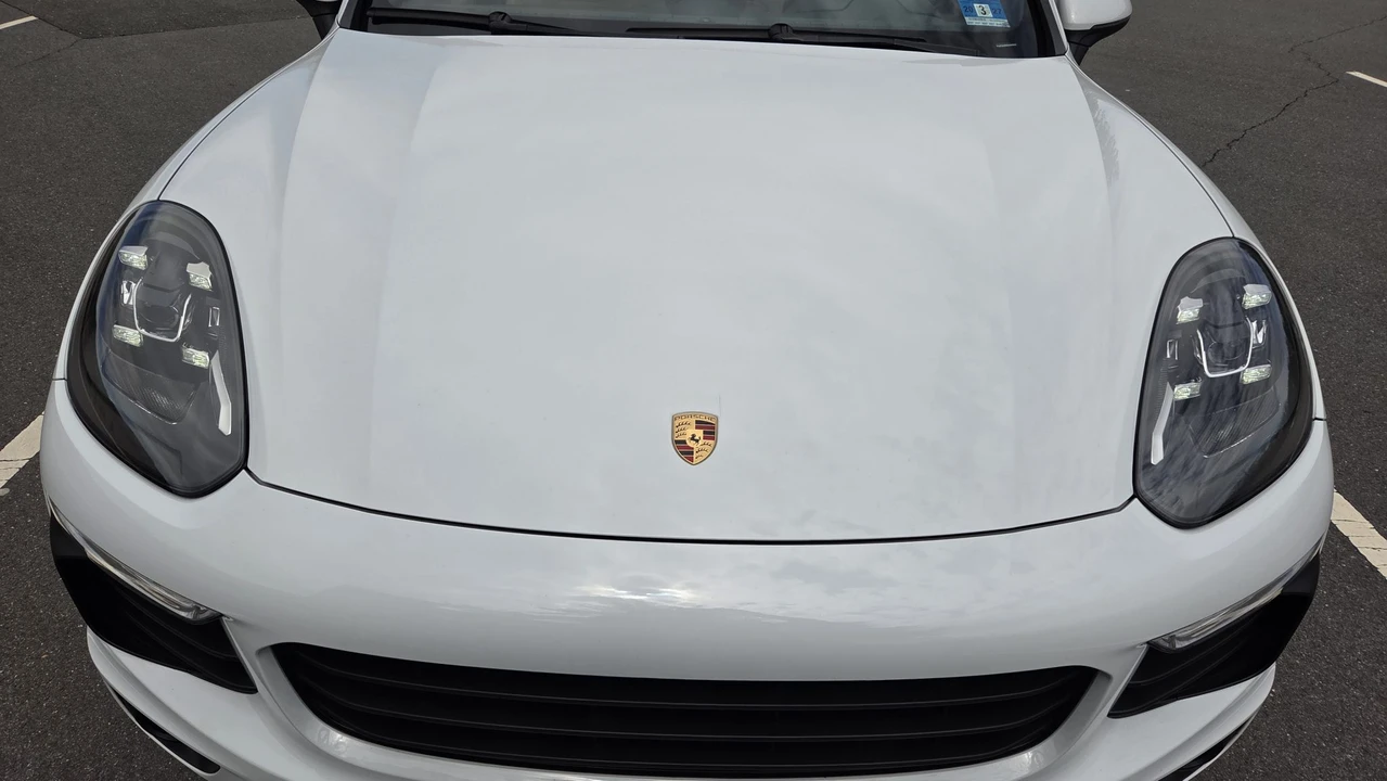 2016 Porsche 958 Cayenne Diesel - Image 28 of 31