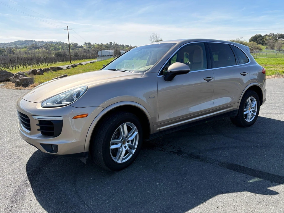 2016 Porsche 958 Cayenne Diesel - Image 15 of 31