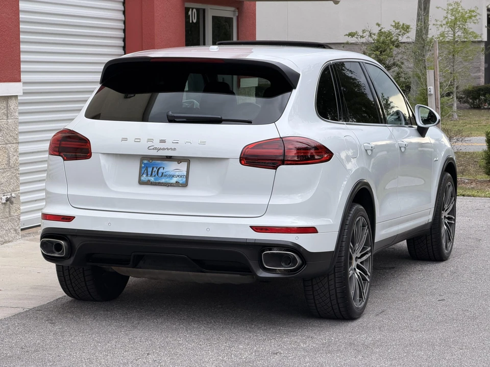 2016 Porsche 958 Cayenne Diesel - Image 13 of 31