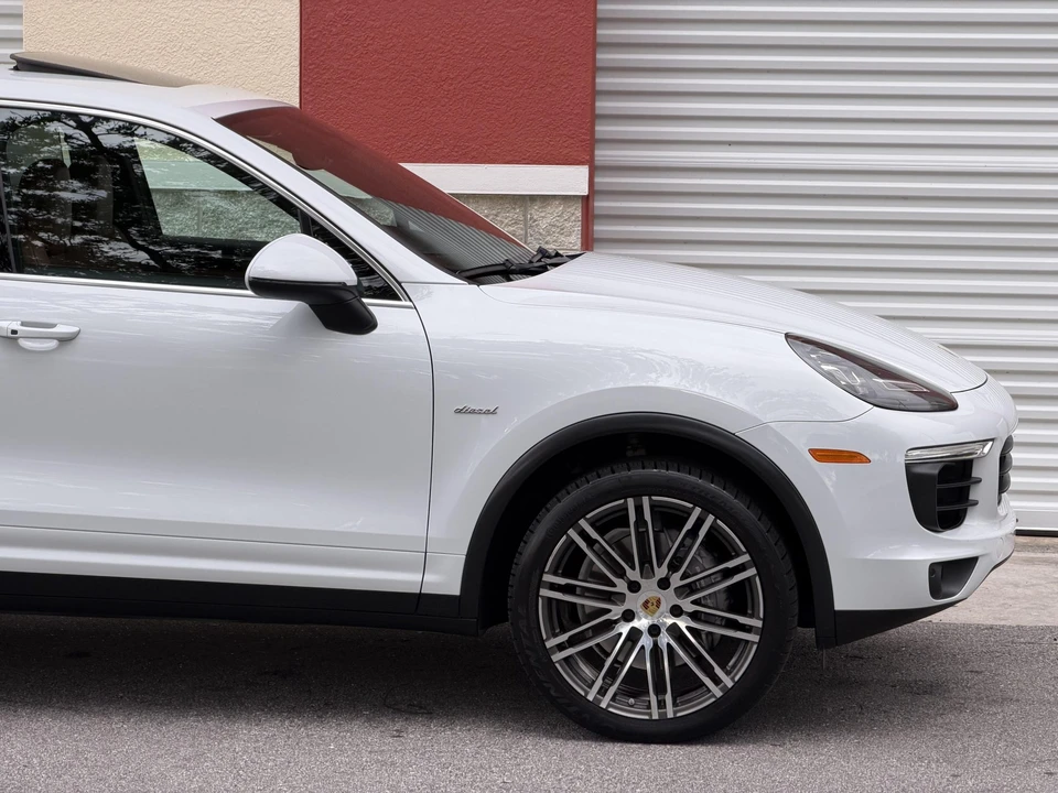 2016 Porsche 958 Cayenne Diesel - Image 30 of 31