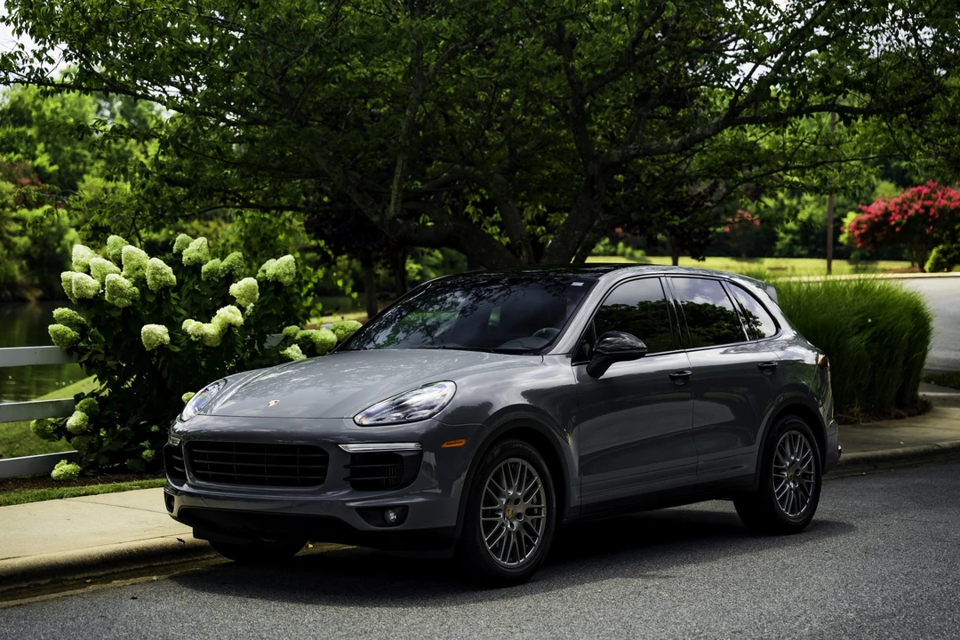 2016 Porsche 958 Cayenne Diesel - Image 2 of 31
