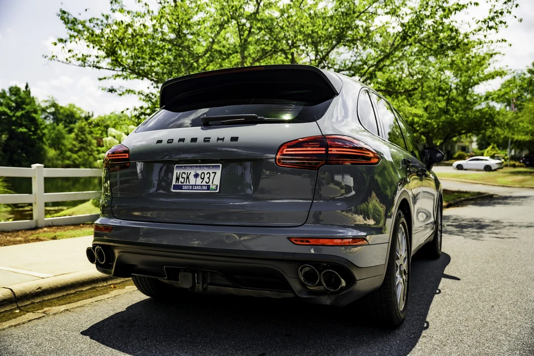 2016 Porsche 958 Cayenne Diesel - Image 10 of 31