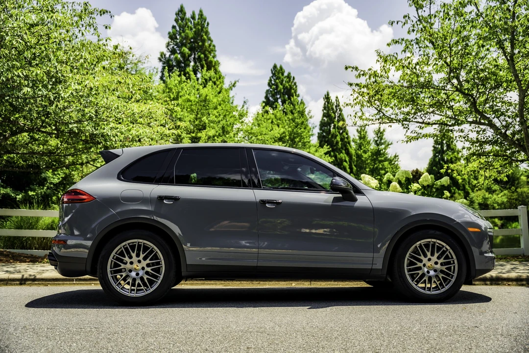 2016 Porsche 958 Cayenne Diesel - Image 14 of 31