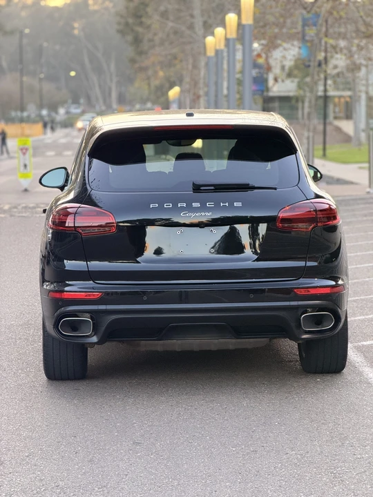 2016 Porsche 958 Cayenne Diesel - Image 9 of 31