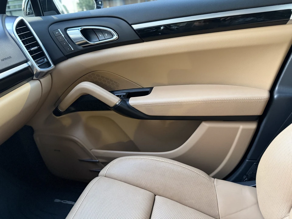 2016 Porsche 958 Cayenne Diesel - Image 27 of 31