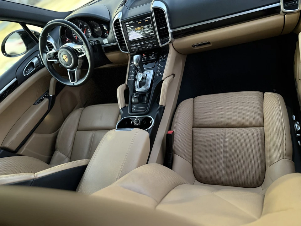2016 Porsche 958 Cayenne Diesel - Image 23 of 31