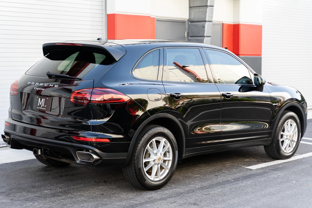 2016 Porsche 958 Cayenne Diesel - Image 18 of 31