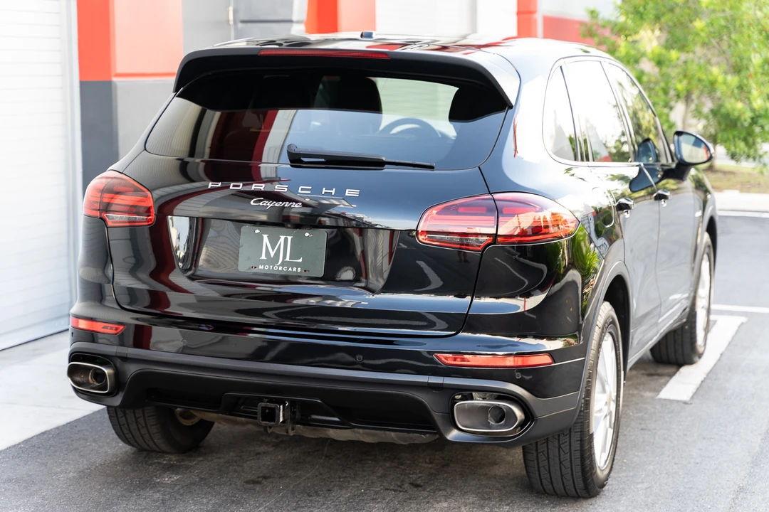 2016 Porsche 958 Cayenne Diesel - Image 16 of 31
