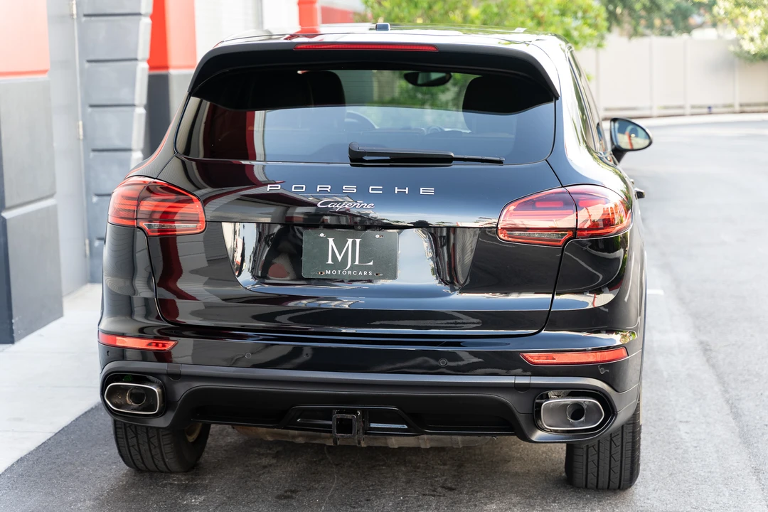 2016 Porsche 958 Cayenne Diesel - Image 13 of 31