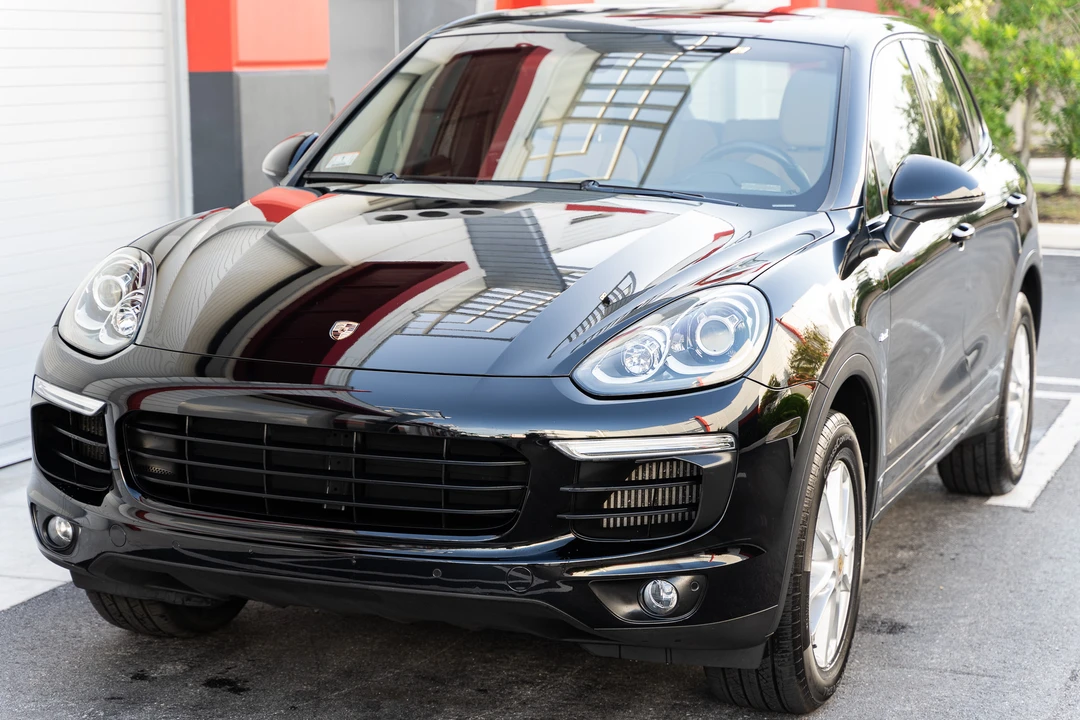 2016 Porsche 958 Cayenne Diesel - Image 2 of 31