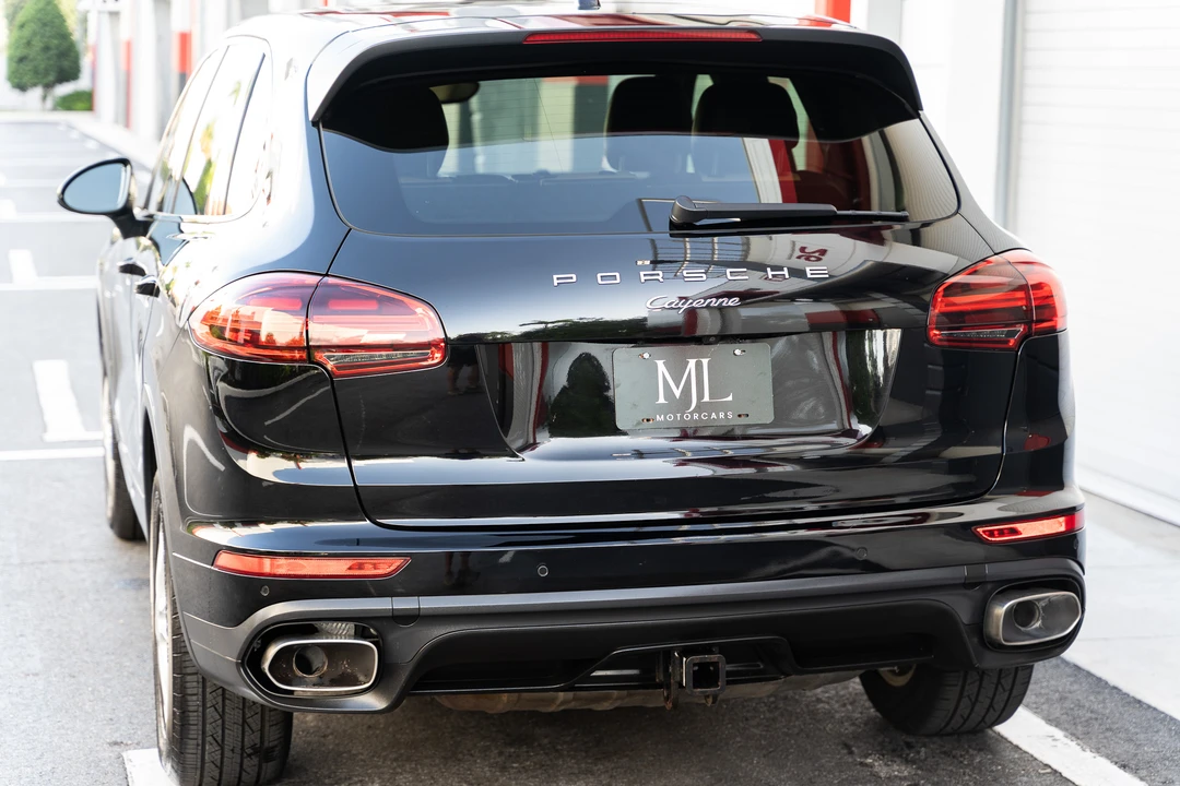 2016 Porsche 958 Cayenne Diesel - Image 12 of 31