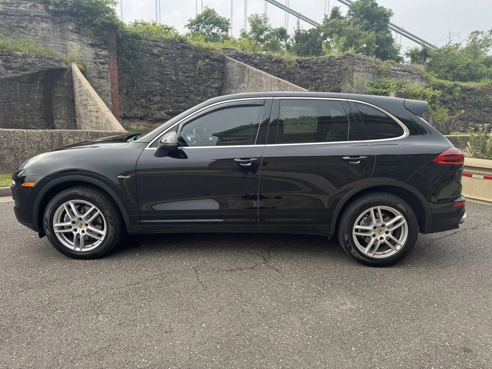 2016 Porsche 958 Cayenne Diesel - Image 11 of 31