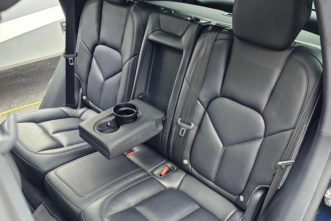 2016 Porsche 958 Cayenne Diesel - Image 26 of 31