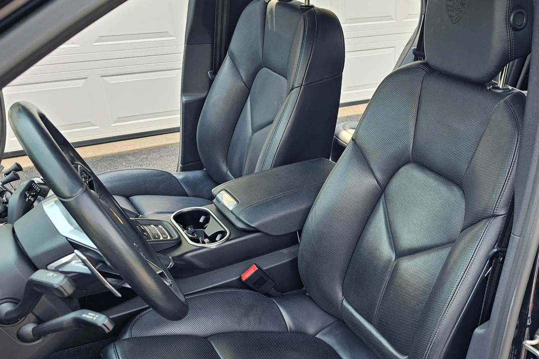 2016 Porsche 958 Cayenne Diesel - Image 25 of 31