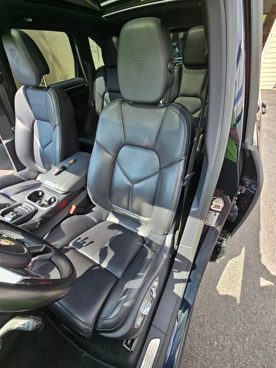 2016 Porsche 958 Cayenne Diesel - Image 29 of 31