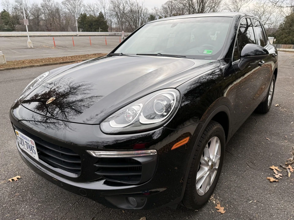 2016 Porsche 958 Cayenne Diesel - Image 2 of 31