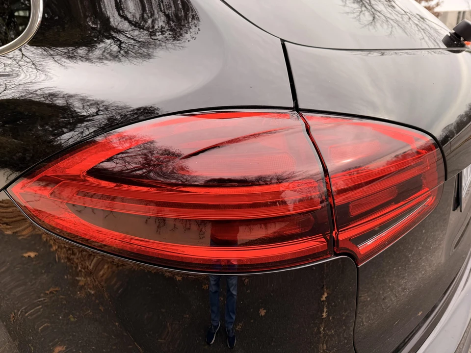 2016 Porsche 958 Cayenne Diesel - Image 26 of 31