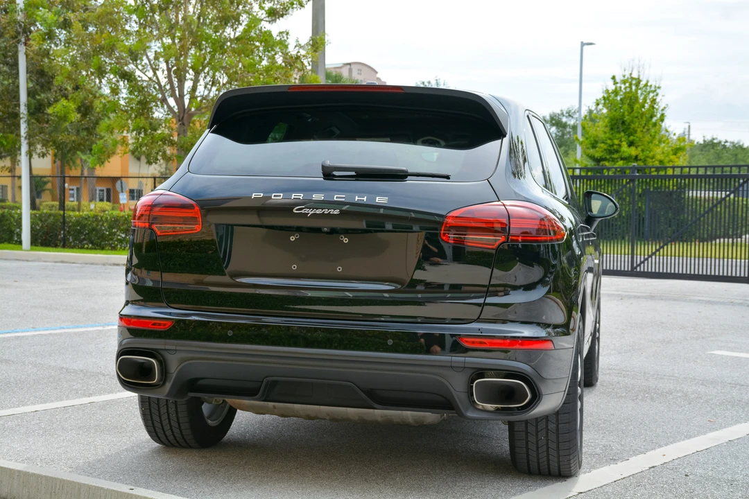 2016 Porsche 958 Cayenne Diesel - Image 9 of 31