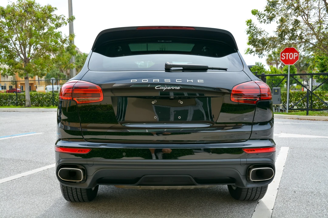 2016 Porsche 958 Cayenne Diesel - Image 10 of 31