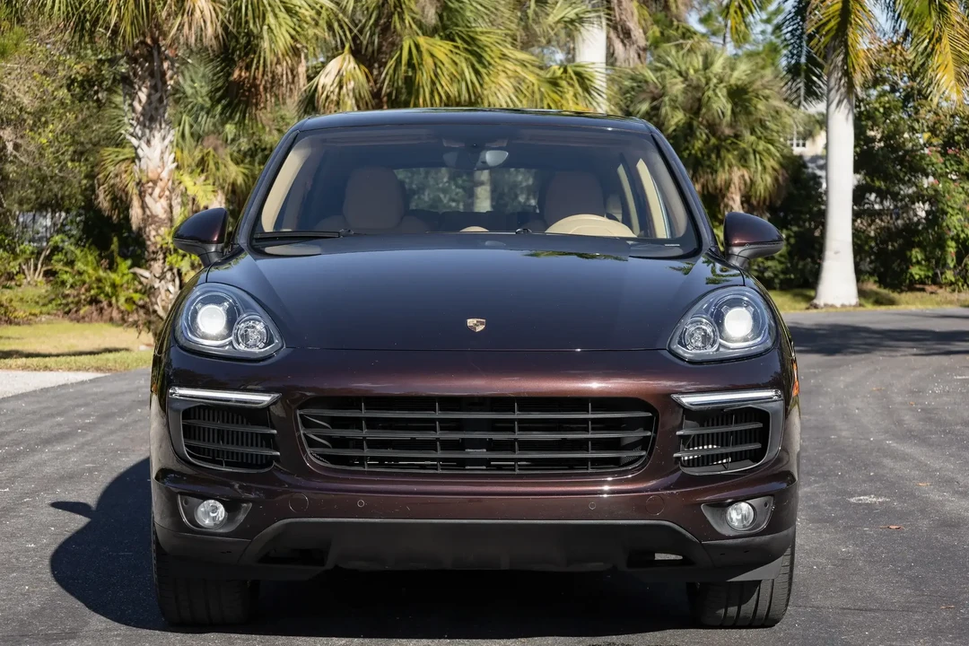 2016 Porsche 958 Cayenne Diesel - Image 2 of 5