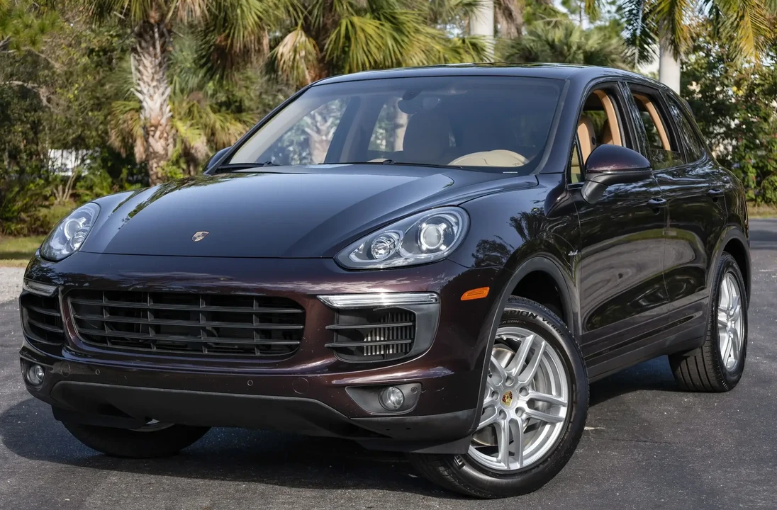 2016 Porsche 958 Cayenne Diesel - Image 4 of 5