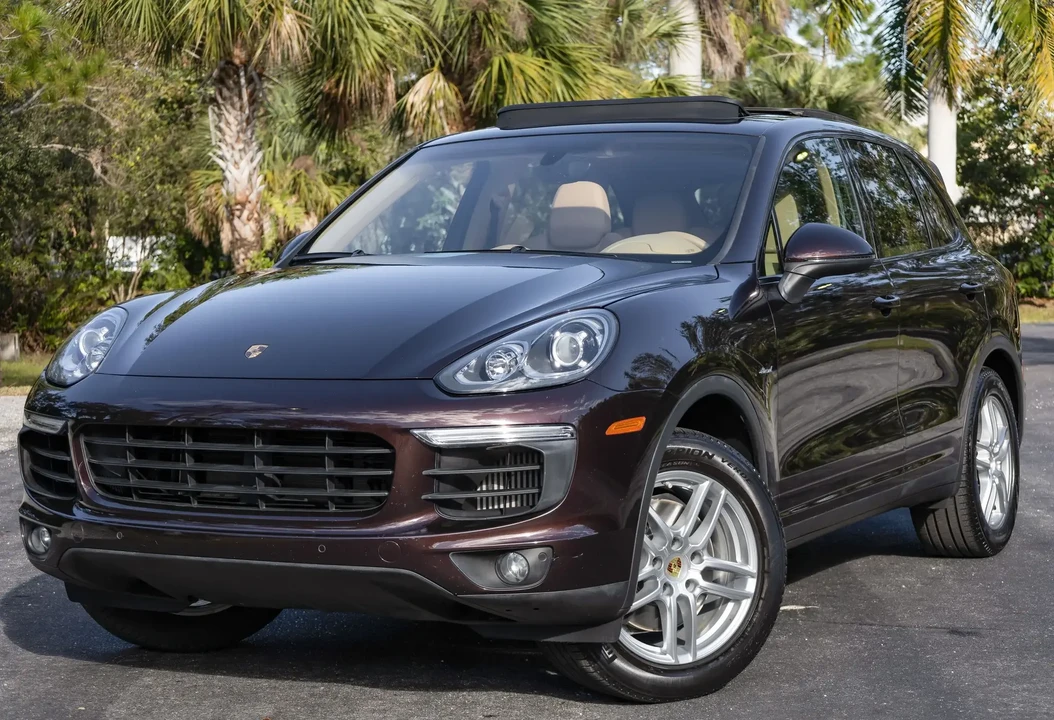 2016 Porsche 958 Cayenne Diesel - Image 5 of 5