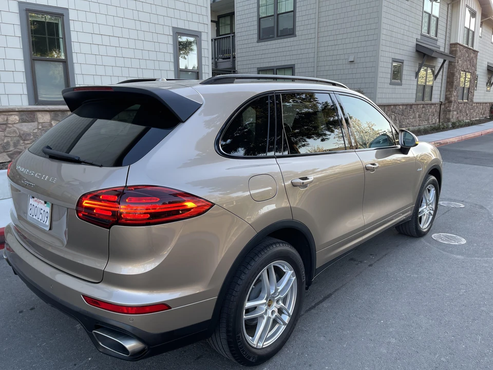 2016 Porsche 958 Cayenne Diesel - Image 9 of 31
