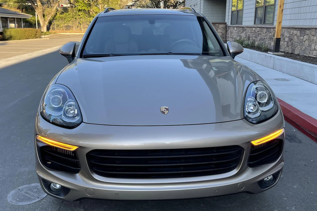 2016 Porsche 958 Cayenne Diesel - Image 2 of 31