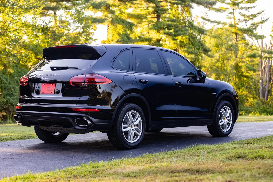 2016 Porsche 958 Cayenne Diesel - Image 16 of 31