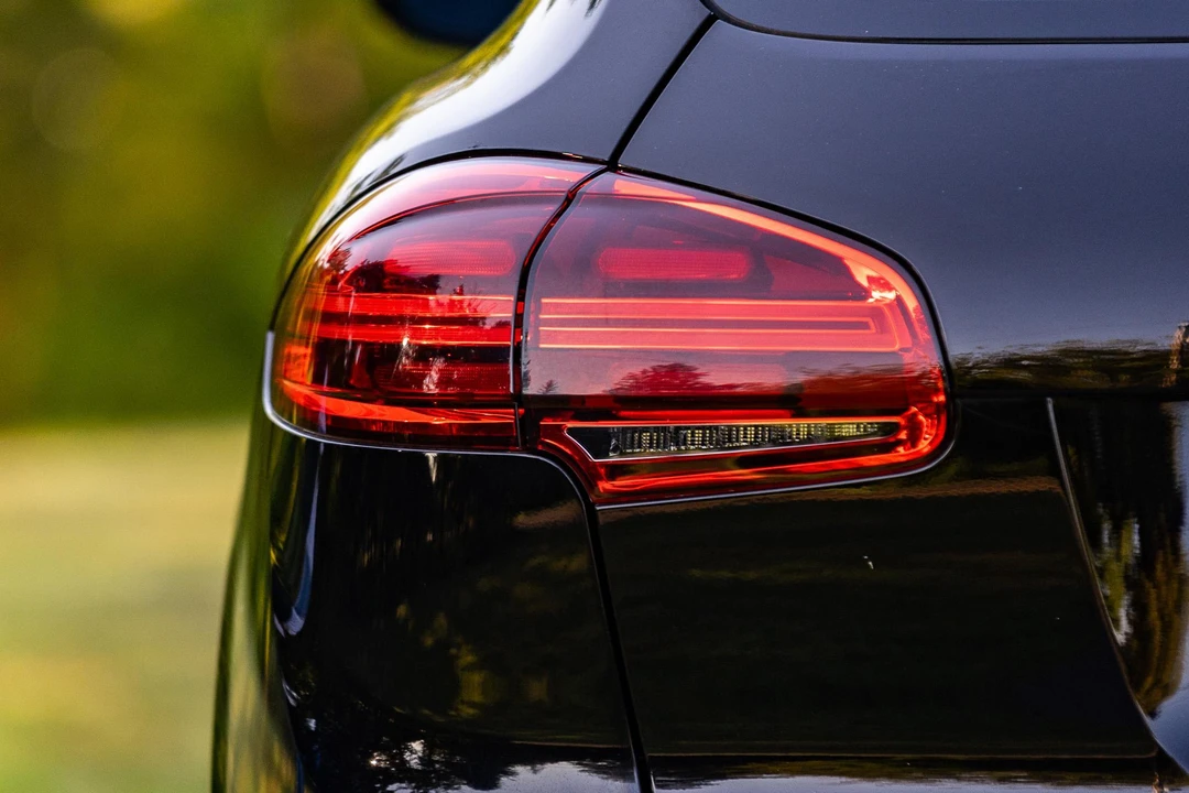 2016 Porsche 958 Cayenne Diesel - Image 30 of 31