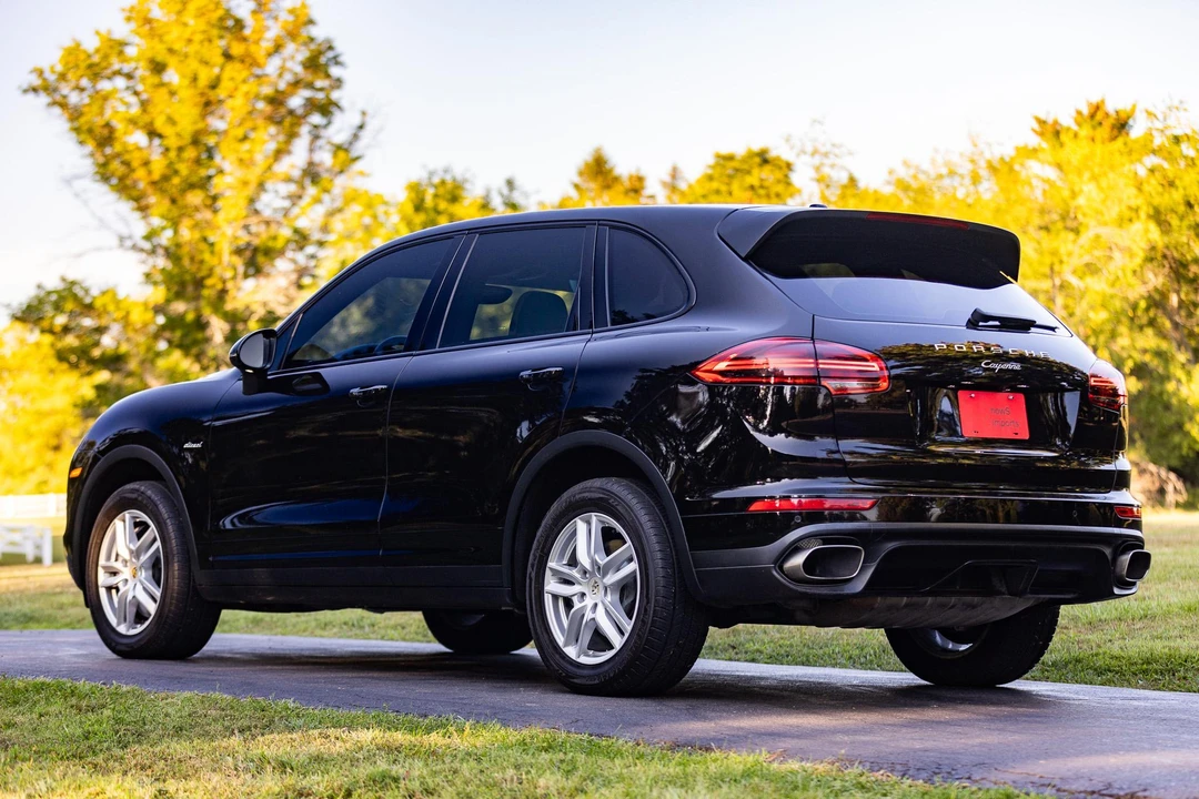 2016 Porsche 958 Cayenne Diesel - Image 12 of 31