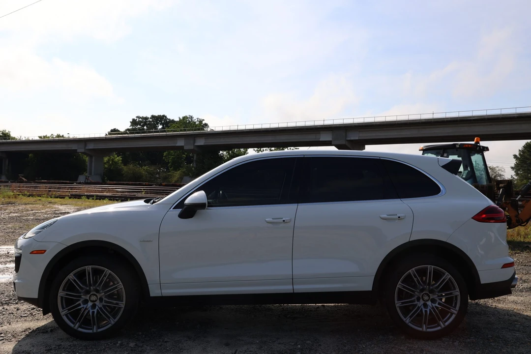 2016 Porsche 958 Cayenne Diesel - Image 28 of 31