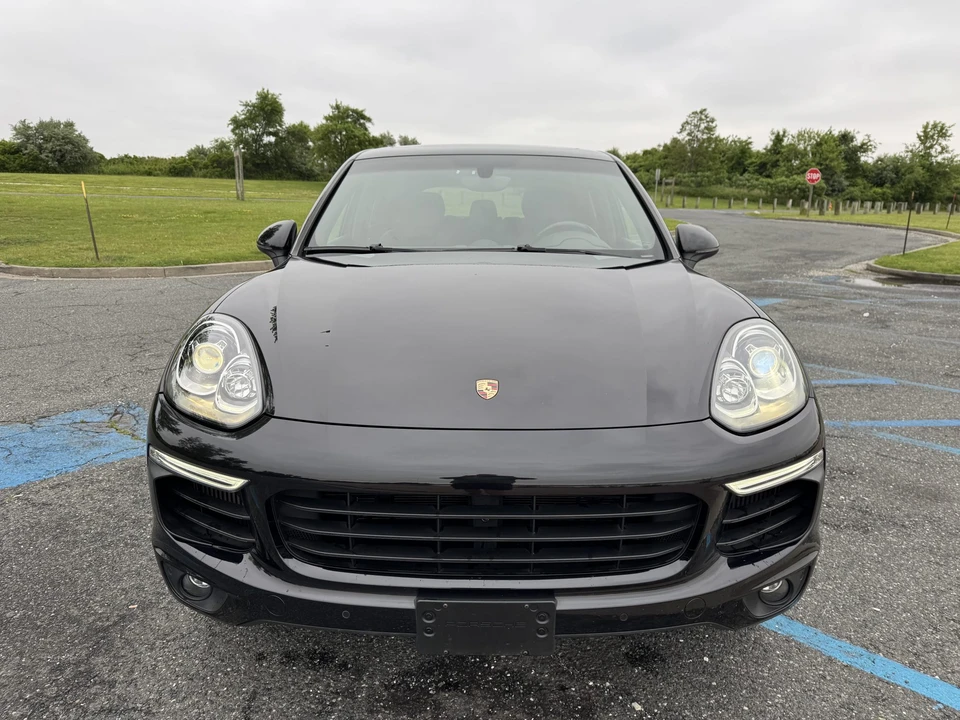 2016 Porsche 958 Cayenne Diesel - Image 2 of 31