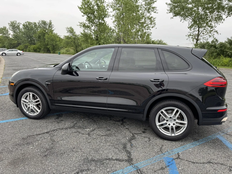 2016 Porsche 958 Cayenne Diesel - Image 11 of 31