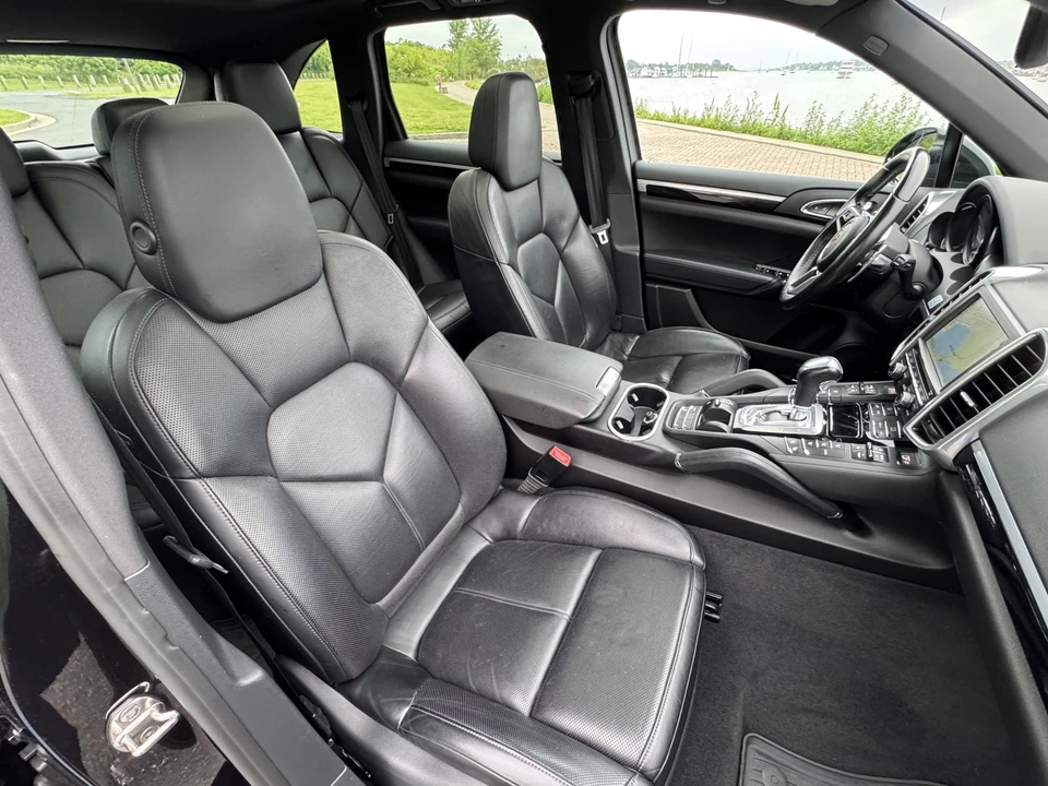 2016 Porsche 958 Cayenne Diesel - Image 27 of 31