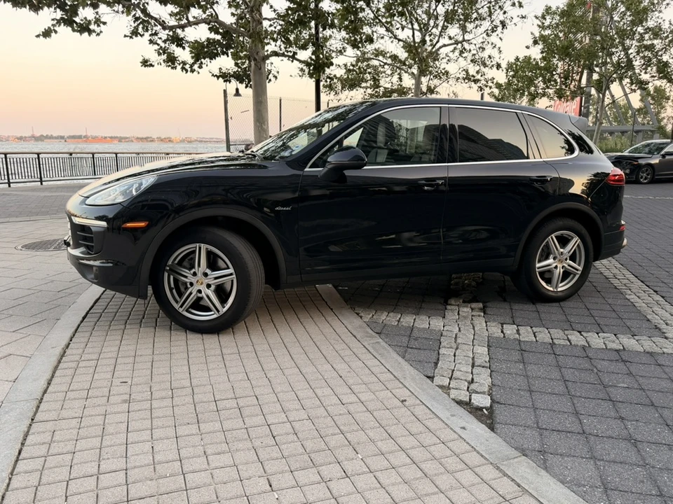 2016 Porsche 958 Cayenne Diesel - Image 14 of 31