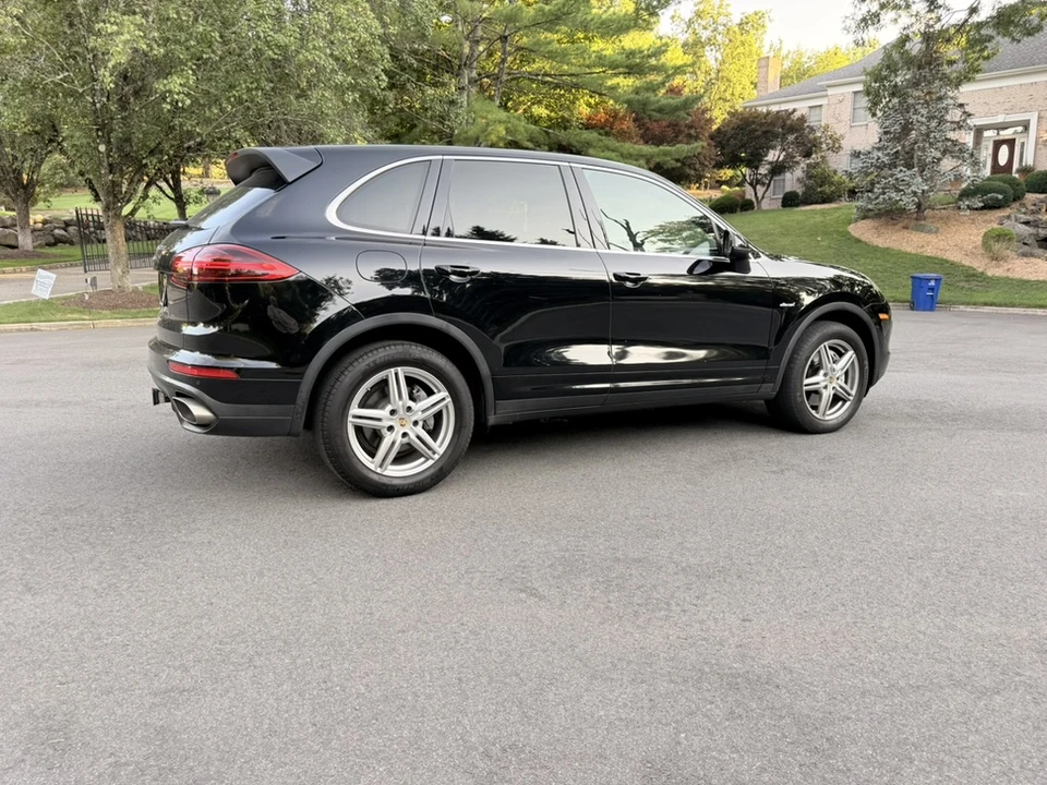 2016 Porsche 958 Cayenne Diesel - Image 29 of 31