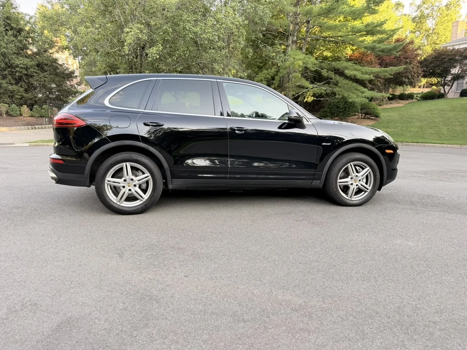2016 Porsche 958 Cayenne Diesel - Image 30 of 31