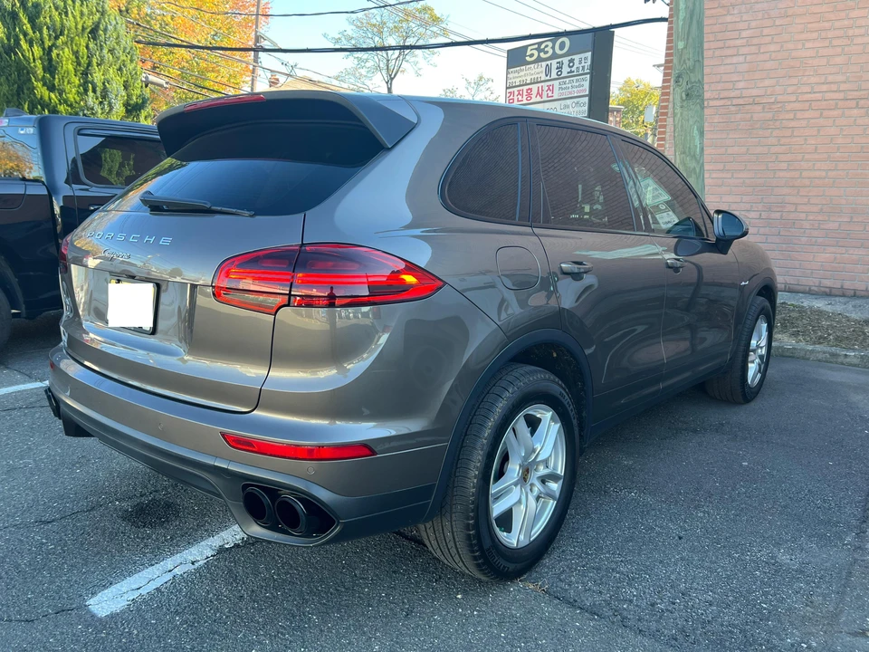 2016 Porsche 958 Cayenne Diesel - Image 21 of 31