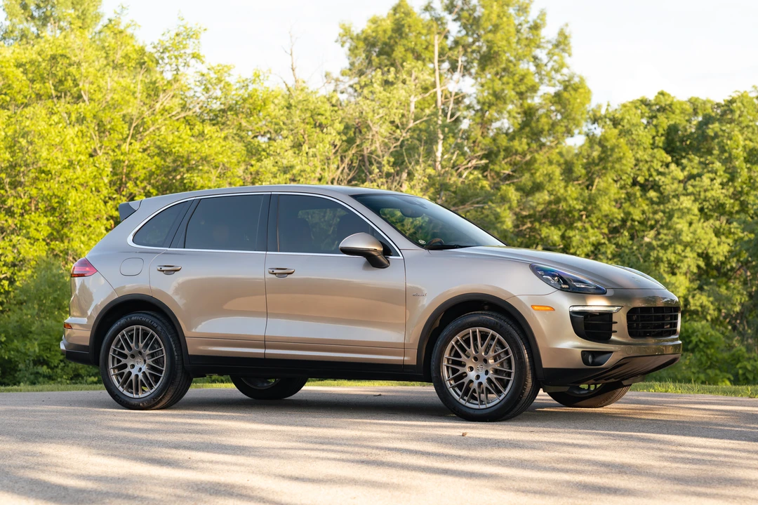 2016 Porsche 958 Cayenne Diesel - Image 16 of 31