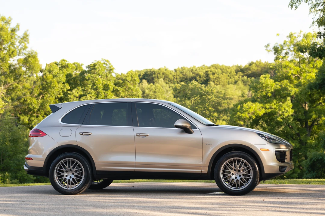 2016 Porsche 958 Cayenne Diesel - Image 19 of 31