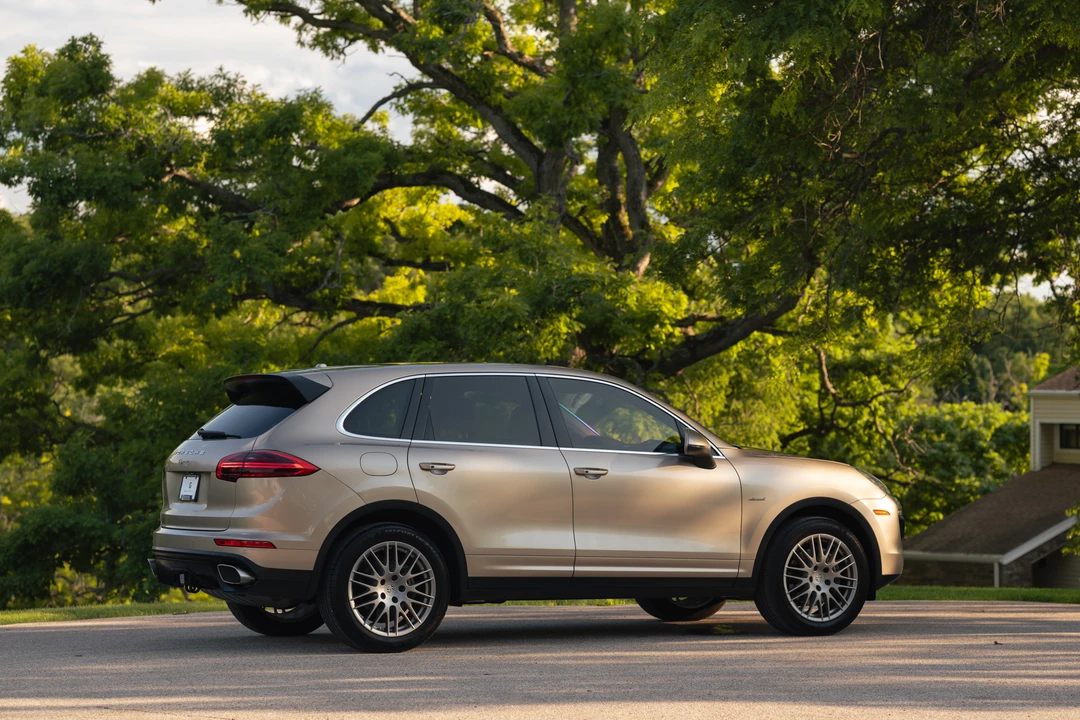2016 Porsche 958 Cayenne Diesel - Image 28 of 31