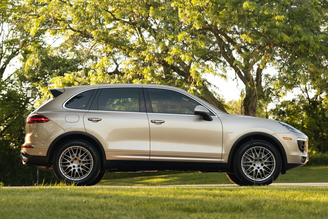 2016 Porsche 958 Cayenne Diesel - Image 24 of 31