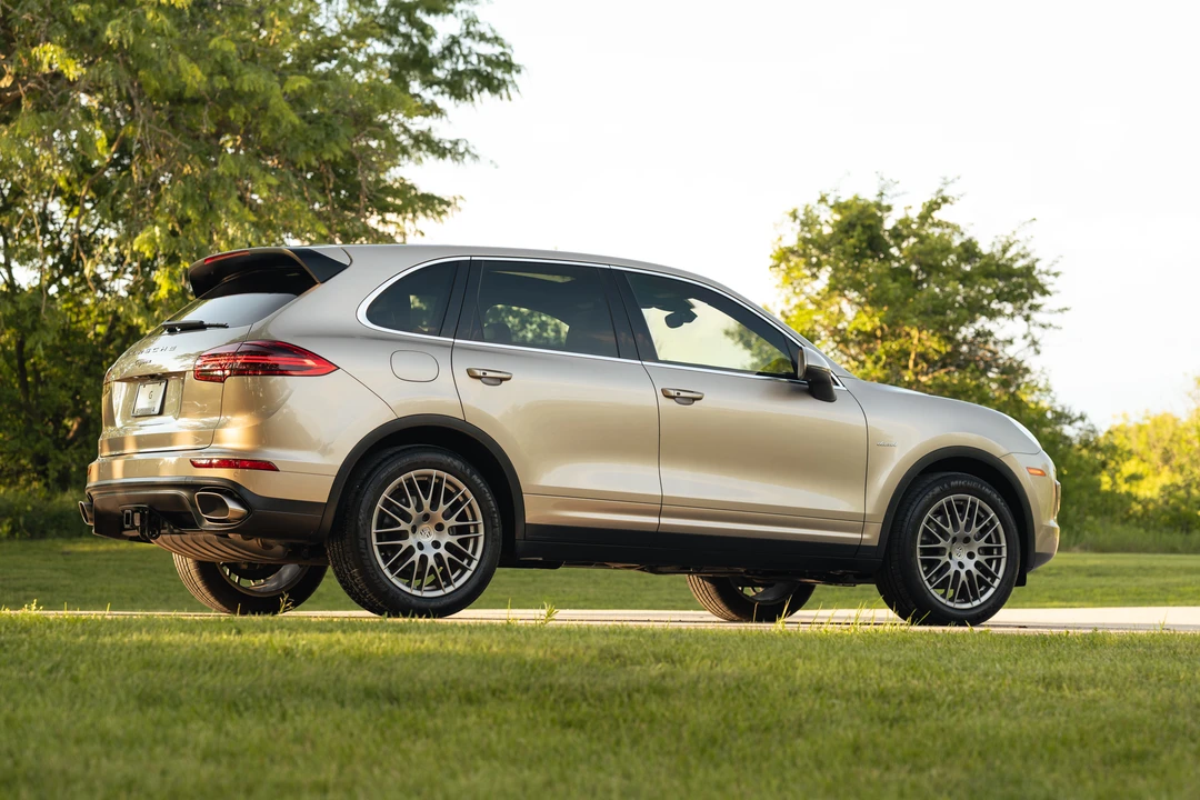 2016 Porsche 958 Cayenne Diesel - Image 29 of 31